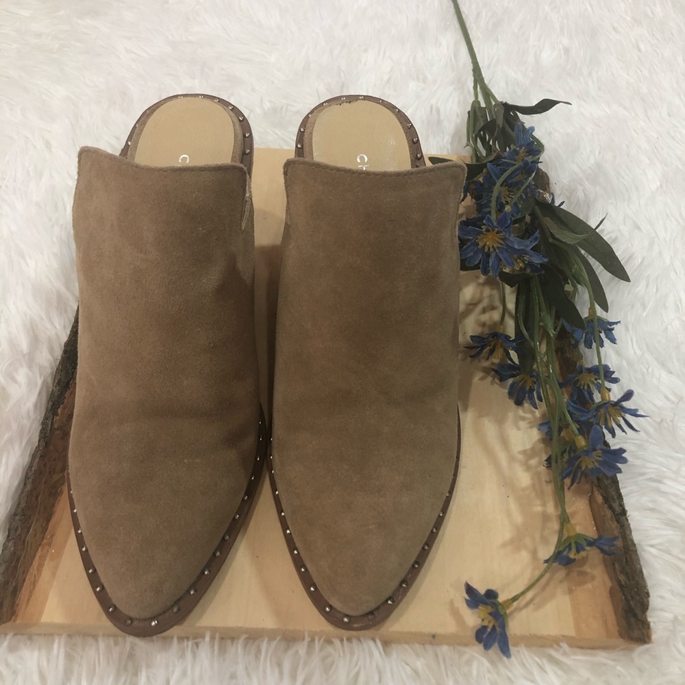 Chinese Laundry booties size 6